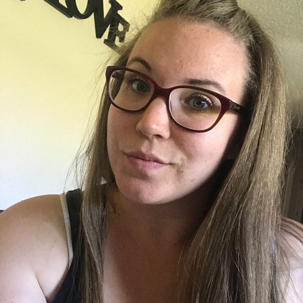 Meet your Posher, Raina!!